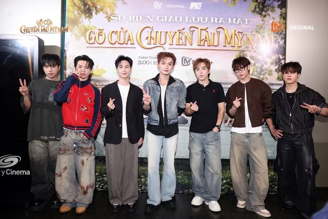 “Gõ cửa chuyến tàu mỹ nam”: Khán giả trực tiếp tham gia câu chuyện