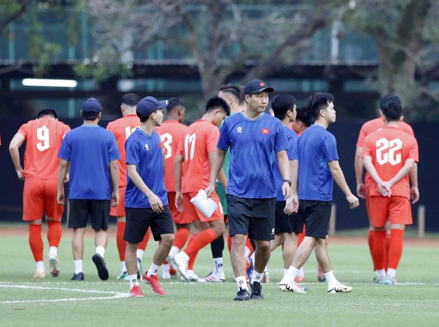 Chờ toan tính của HLV Kim Sang-sik