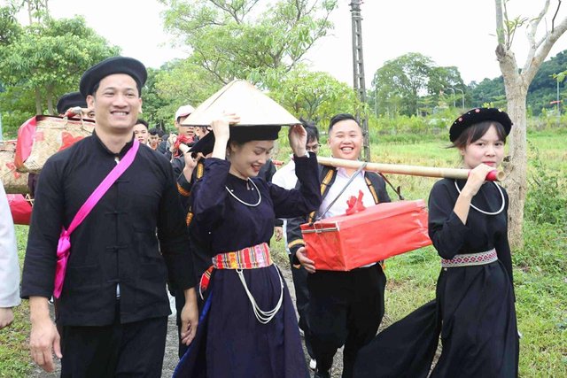 Tuyên Quang đưa các hệ giá trị vào đời sống, xây dựng con người toàn diện