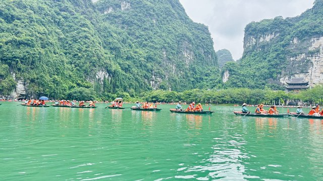 Khi sức hút điểm đến trở thành áp lực
