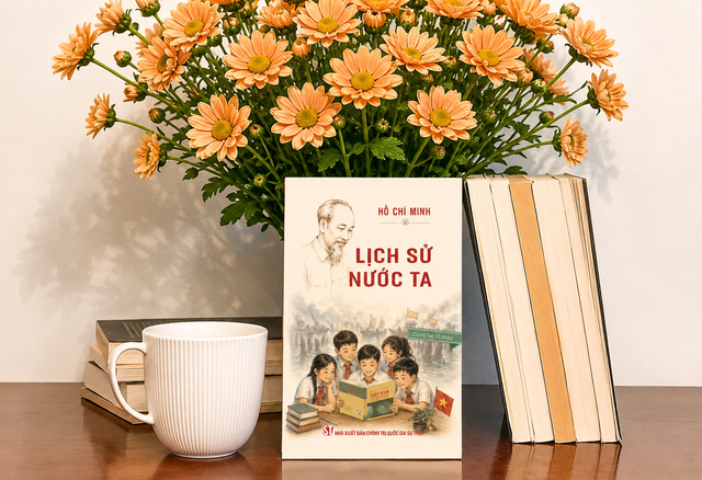Khi lịch sử dân tộc được kể bằng thơ và sắc màu