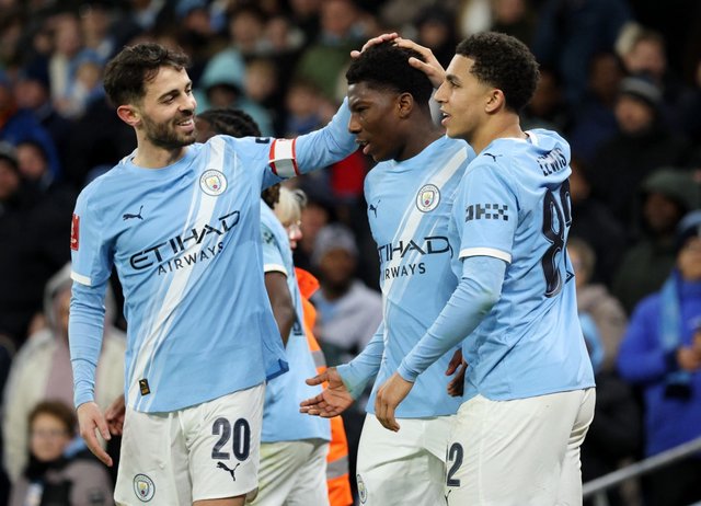 Man City đối đầu Liverpool tại tứ kết FA Cup