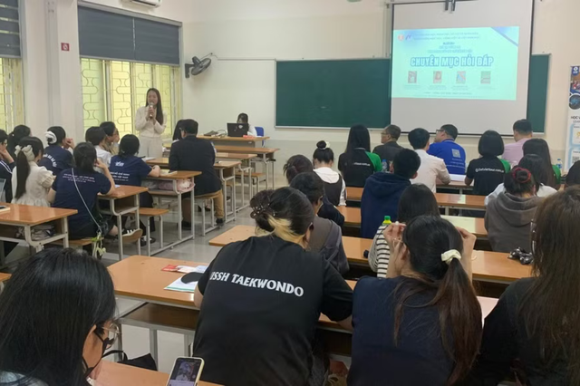 Xây dựng hệ thống chuẩn nghề nghiệp giảng viên đại học