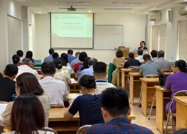 Bồi dưỡng kiến thức văn hóa số trong kỷ nguyên mới