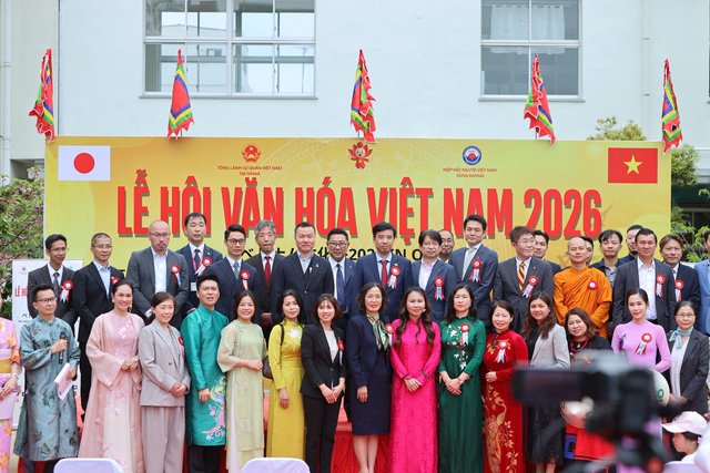Bài 2 - Sứ giả văn hóa Việt nơi đất khách