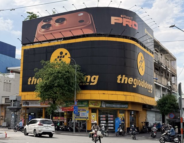 Quảng cáo sai phạm vẫn ngang nhiên tồn tại ở TP.HCM
