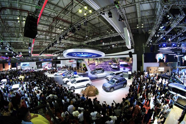 Triển lãm ô tô lớn nhất Việt Nam tiếp tục vắng bóng trong năm 2026
