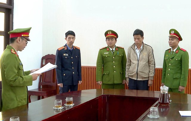 Khởi tố cán bộ địa chính phường vì lập hồ sơ đất đai giả mạo
