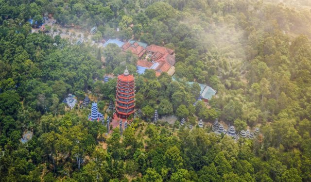 Thiên Ấn - nơi thiên nhiên, lịch sử và tâm linh hòa quyện