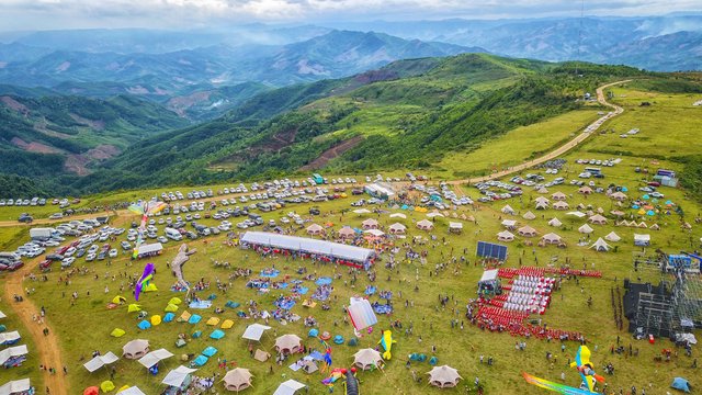 Bùi Hui “chạm mây”, đánh thức khát vọng tương lai