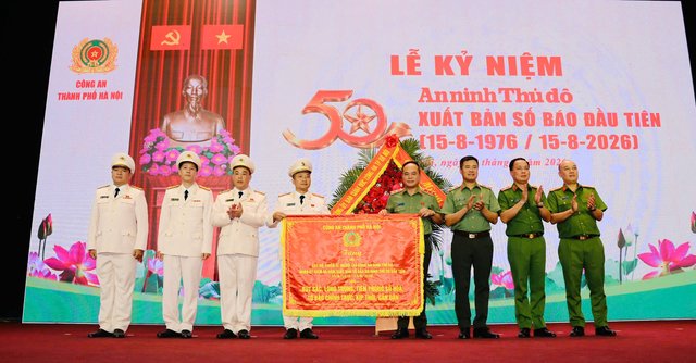 Từ tờ báo đầu tiên đến hệ sinh thái truyền thông đa nền tảng