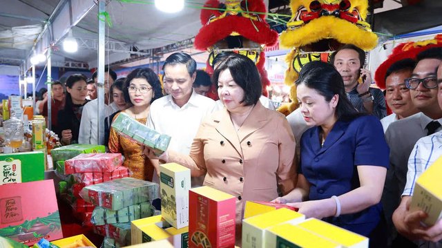 Thái Nguyên quảng bá du lịch văn hóa qua phiên chợ OCOP và ẩm thực