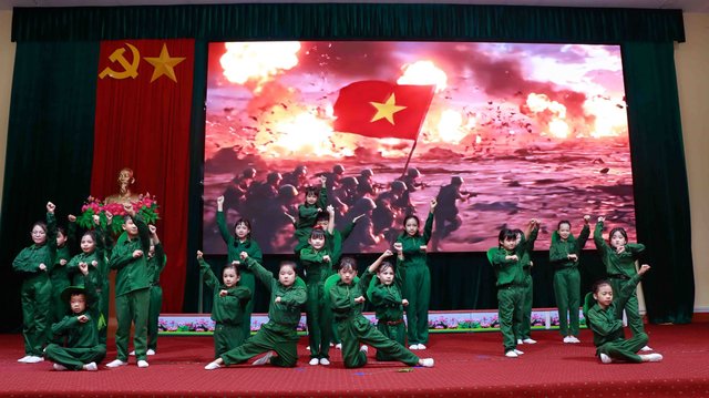 Thái Nguyên: Sôi nổi “Vũ điệu xanh - Ước mơ hồng” tại phường Bắc Kạn