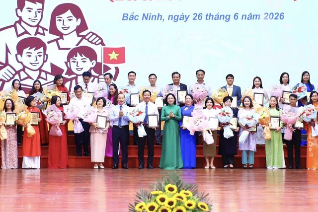 25 năm vun đắp những giá trị bền vững cho gia đình Việt