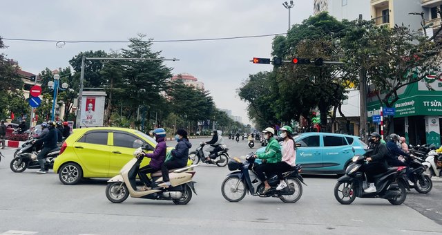 Cận Tết, lao động tranh thủ “mùa vàng”, doanh nghiệp lo thiếu nhân sự