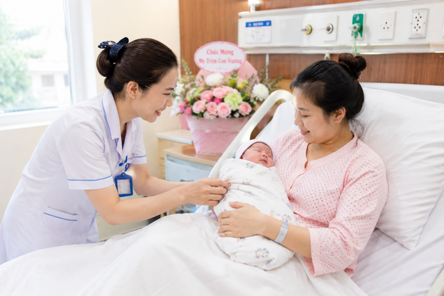 Từ ngày 1.7, phụ nữ sinh con thứ hai được nghỉ thai sản 7 tháng