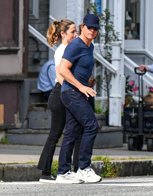 Tom Cruise công khai hẹn hò Ana de Armas