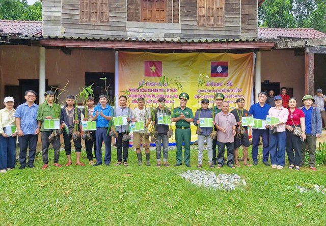Chung tay vun đắp sinh kế cho người dân vùng biên giới