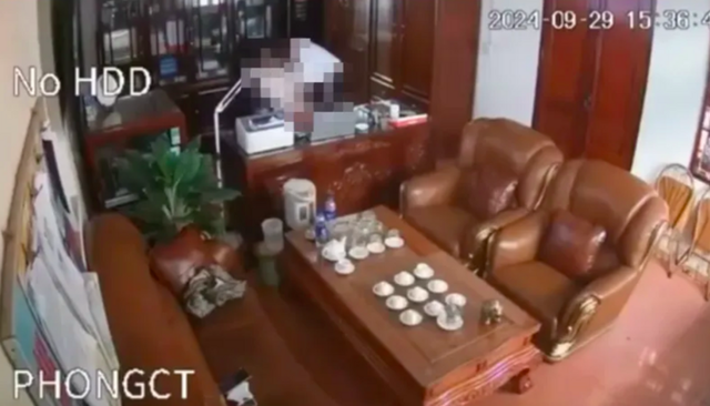 Cơ quan chức năng truy tìm người phát tán clip một đàn ông “thân mật” nhiều phụ nữ