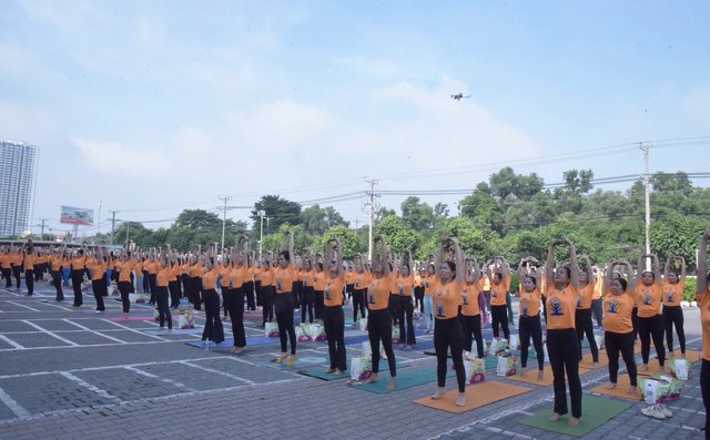 Hơn 1.000 người tham dự Ngày Quốc tế Yoga lần thứ 11 năm 2025 tại Bình Dương