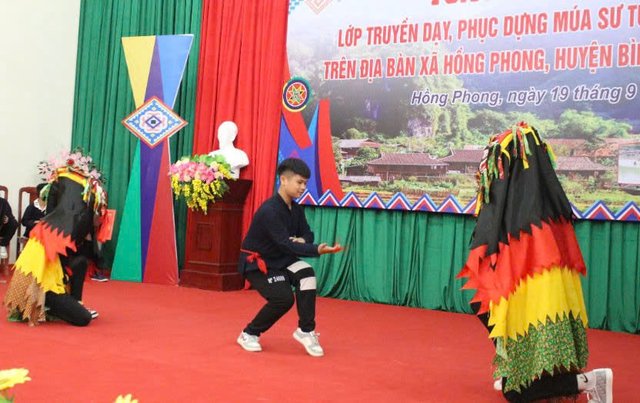 Bài 2 - Thắp sáng vùng cao từ hồn văn hóa