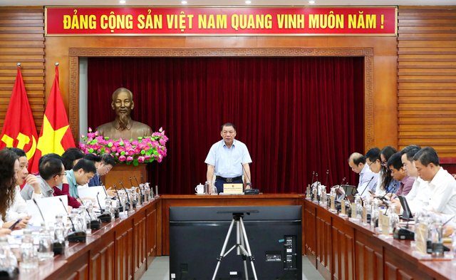 Xây dựng Luật Báo chí (sửa đổi), hướng tới đưa báo chí thành một trong những ngành CNVH