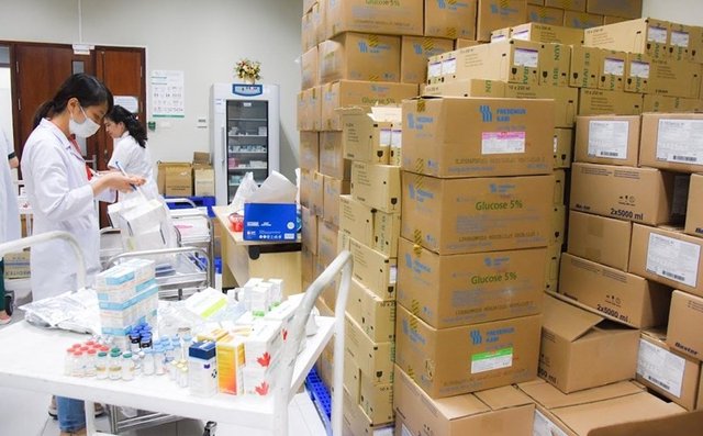Sở Y tế TP.HCM xử phạt hơn 2,4 tỉ đồng trong tháng cao điểm phòng chống buôn lậu, hàng giả và gian lận thương mại
