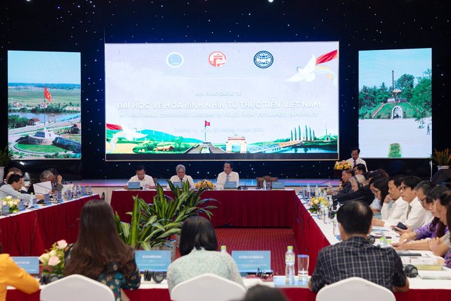 Bài học về hòa bình nhìn từ thực tiễn Việt Nam