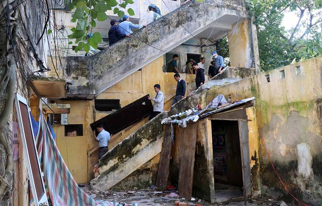 Di dời 6 hộ dân cuối cùng ở chung cư cũ nát tại Huế