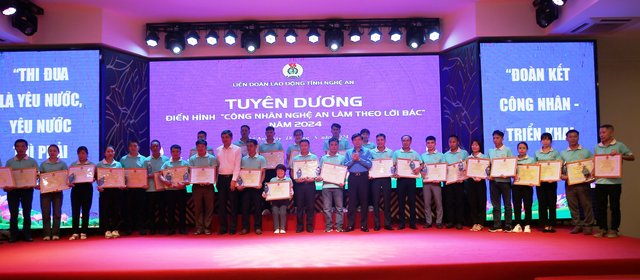Tuyên dương 95 điển hình công nhân Nghệ An làm theo lời Bác