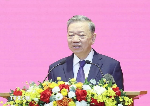 Nghị quyết của Bộ Chính trị về đột phá phát triển khoa học, công nghệ, đổi mới sáng tạo và chuyển đổi số quốc gia