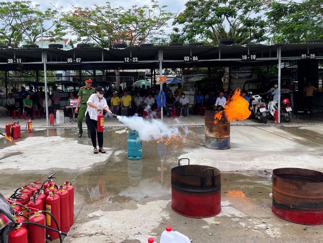 Huấn luyện nghiệp vụ cho lực lượng PCCC cơ sở