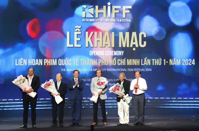LHP quốc tế TP.HCM lần thứ nhất: Tiến tới xây dựng “Thành phố điện ảnh”