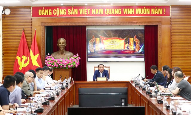 Tạo động lực để văn hóa thực sự là ngọn đuốc “soi đường cho quốc dân đi”