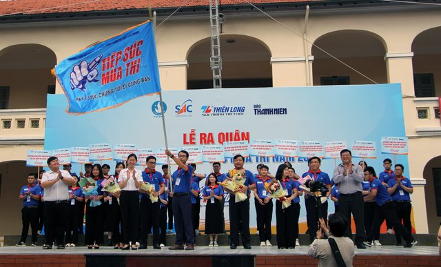TP.HCM: Hơn 18.000 lượt sinh viên tình nguyện "Tiếp sức mùa thi”