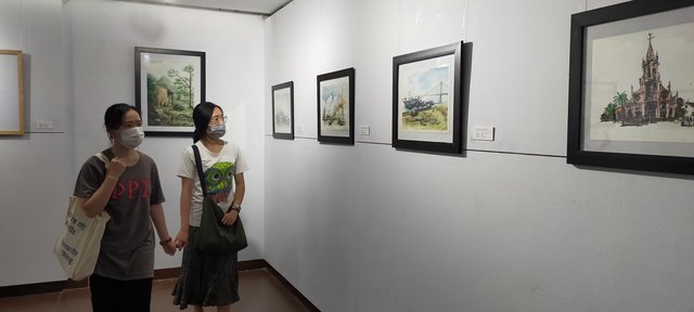 Triển lãm ký họa “Đà Nẵng những ngày sau giải phóng và hôm nay”