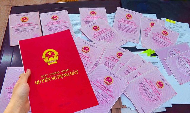 Bị thu hồi sổ đỏ do sai sót của cơ quan quản lý, người dân có được trả lại lệ phí trước bạ?