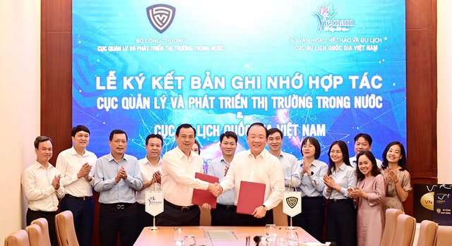 Du lịch mở rộng không gian tiêu dùng, hàng Việt tìm thêm thị trường