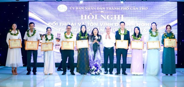 Cần Thơ tạo điều kiện tốt nhất để doanh nghiệp sản xuất, kinh doanh tạo nhiều việc làm cho người lao động