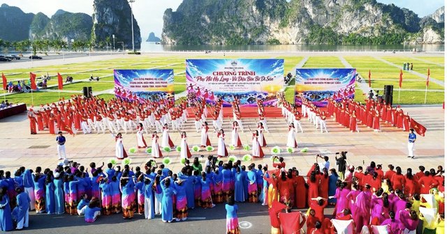 Quảng Ninh: Hơn 1.200 phụ nữ tham gia chương trình “Phụ nữ Hạ Long - Vũ điệu bên bờ di sản”
