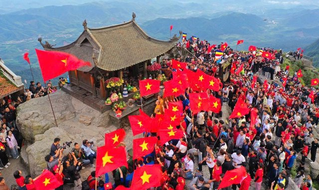 Nhiều sự kiện diễn ra tại chương trình “Yên Tử - Sắc thu thiền định 2026”