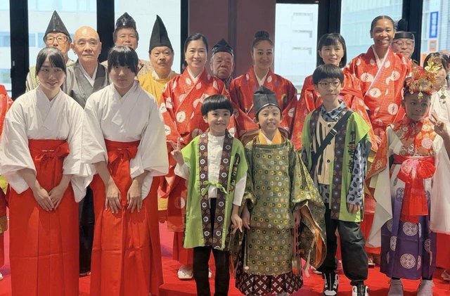 Tổng Lãnh sự Việt Nam tham dự Lễ hội Gekkasai tại Fukuoka