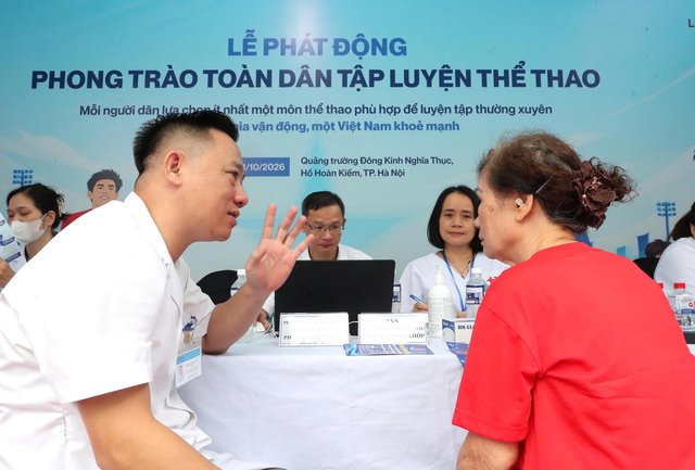 Kiểm tra sức khỏe, khám sàng lọc cho hơn 2.500 lượt người tại Lễ phát động phong trào toàn dân tập luyện thể thao