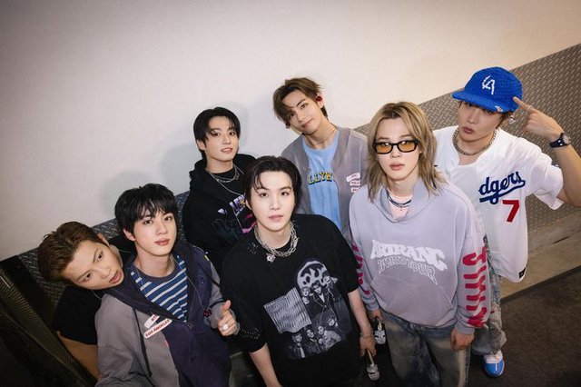 BTS duy trì sức hút với album “Arirang” và tour diễn thế giới