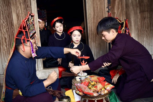 Người trẻ lan tỏa sắc màu di sản qua ống kính
