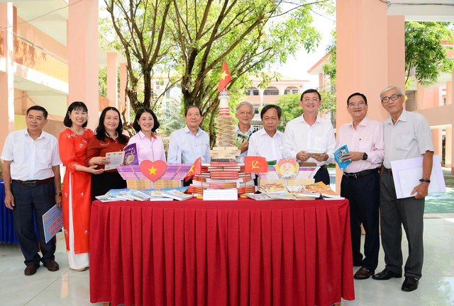 An Giang lan tỏa phong trào học tập suốt đời, phổ cập kỹ năng số