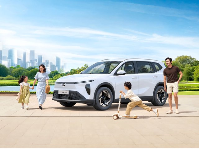 Đi xa tới 450km, sạc nhanh khoảng 30 phút, VF MPV 7 hợp những chuyến cuối tuần của cả nhà