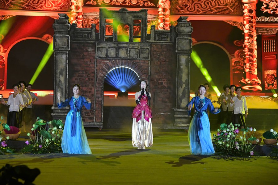 Rực rỡ sắc màu di sản tại Lễ khai mạc Festival Thăng Long - Hà Nội 2026