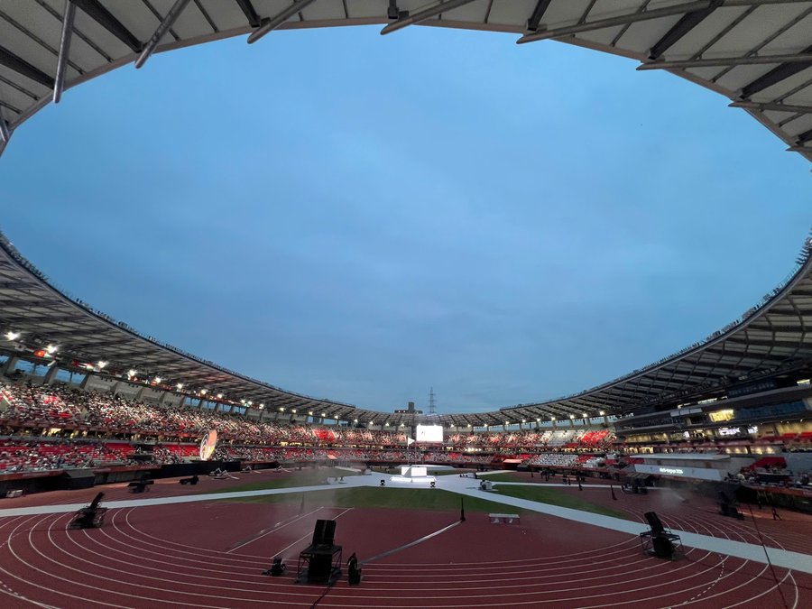 Khung cảnh sân vận động Nagoya City Mizuho Park Athletic, nơi diễn ra Lễ bế mạc ASIAD 2026