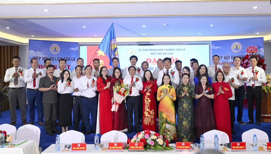 Ban Chấp hành Hiệp hội Du lịch Cửa Lò khoá I, nhiệm kỳ 2026-2031 nhận nhiệm vụ